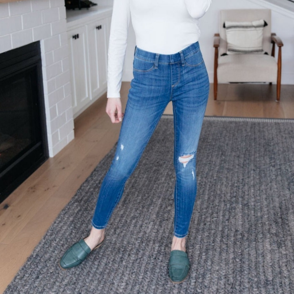 New! Judy Blue Skinny Jegging